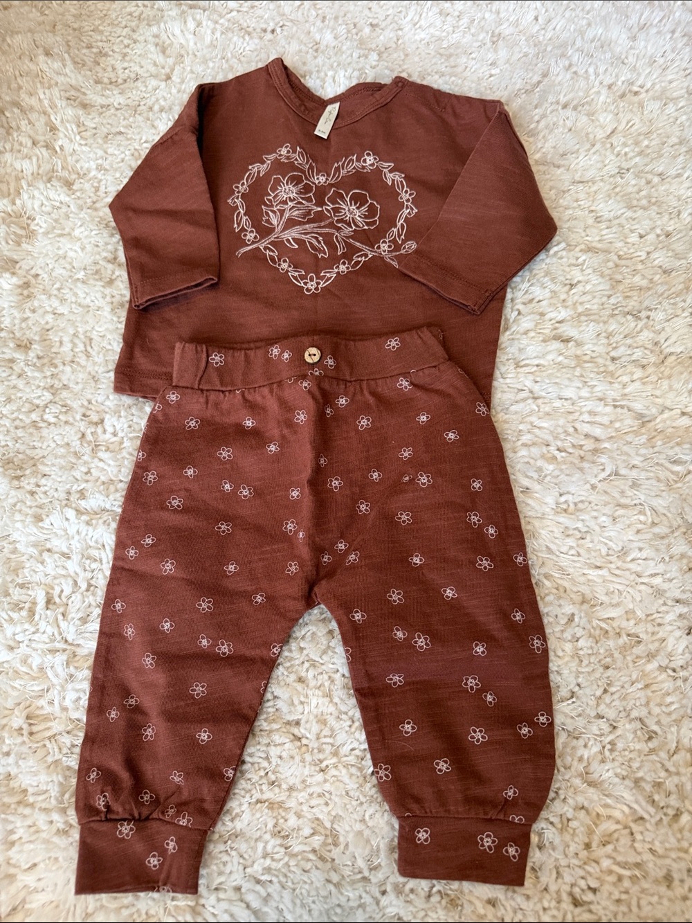 Rylee + Cru Rust Floral Heart Set